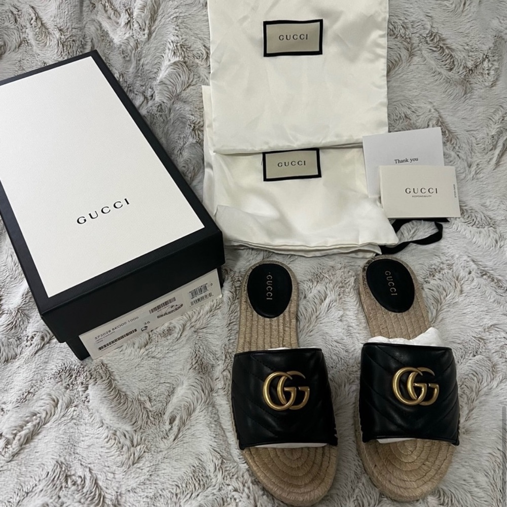 Black Gucci Espadrilles slides. Authentic in excellent condition